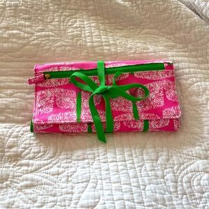 Lilly Pulitzer Jewelry Roll